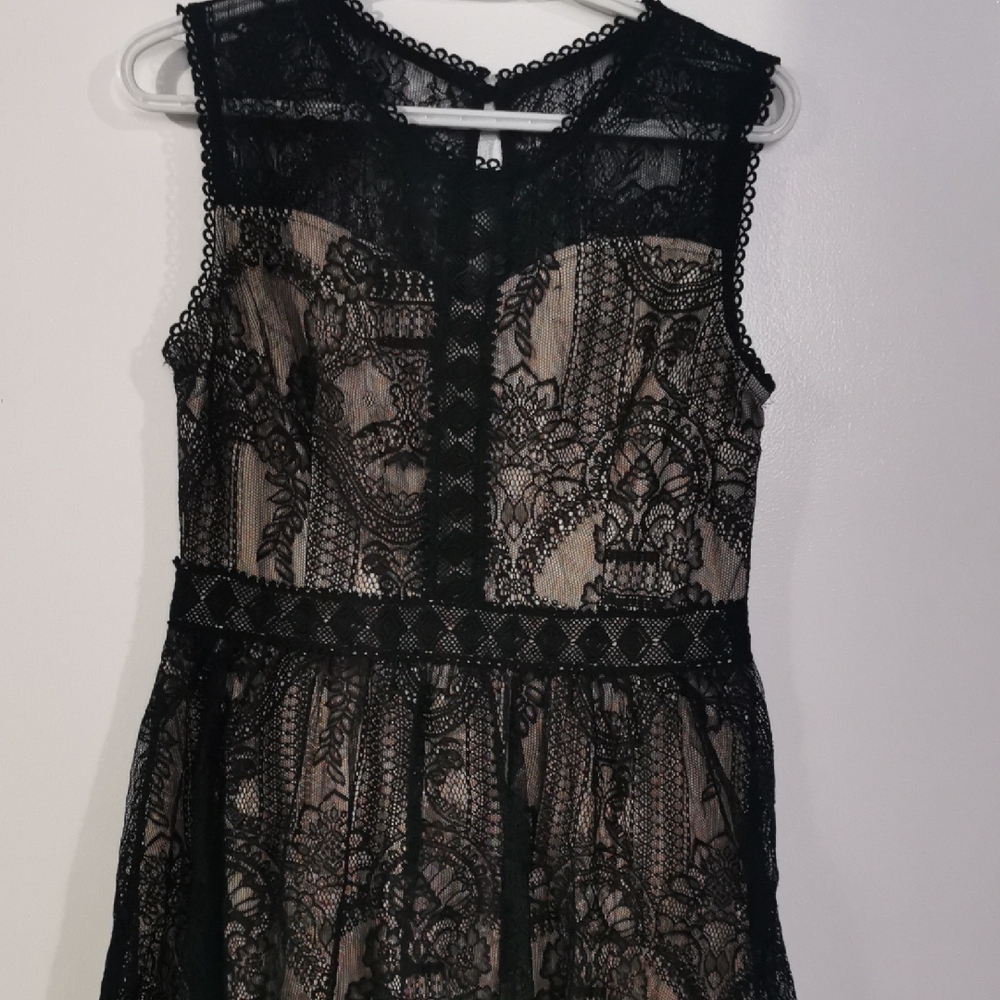 Elegant Black Lace Dress